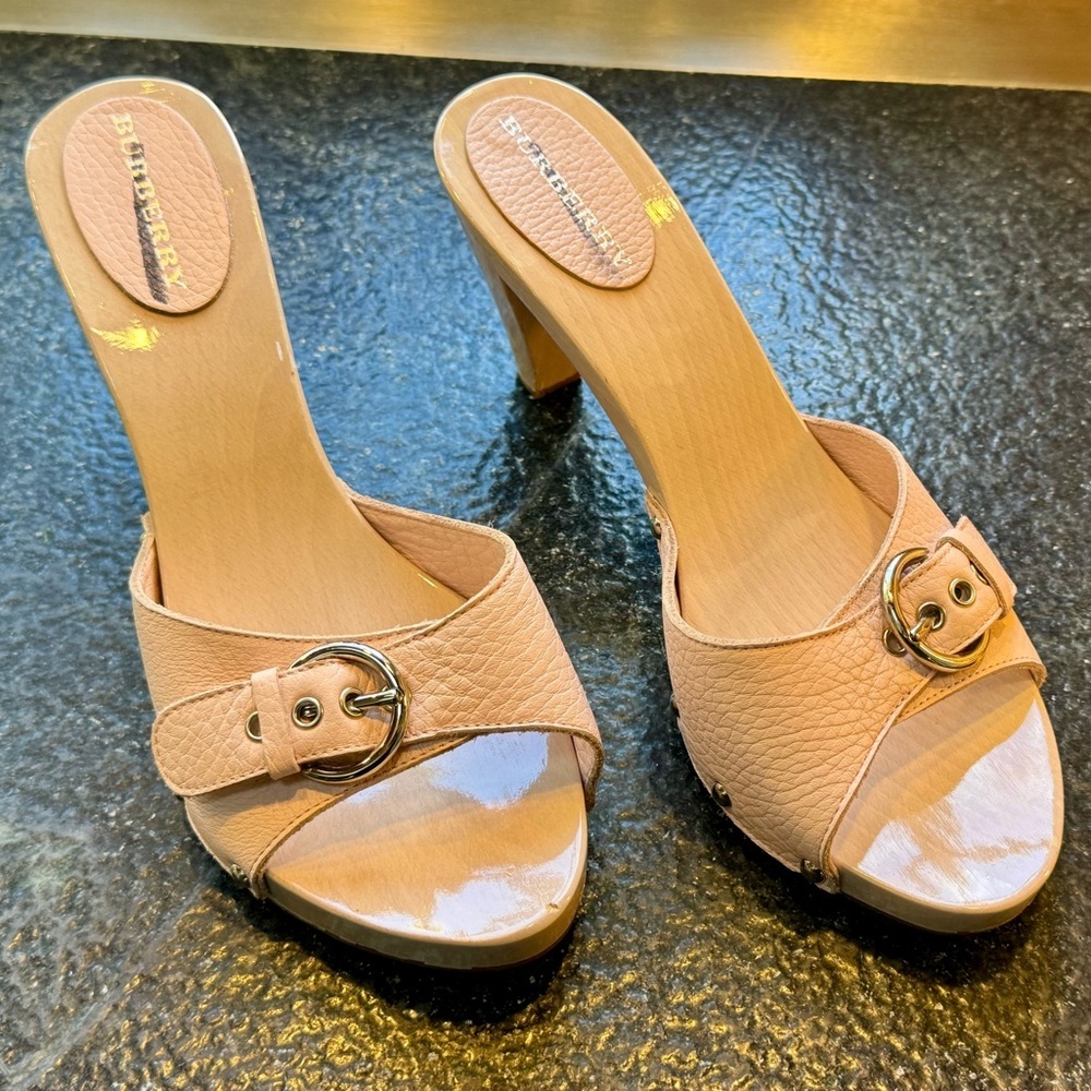 Burberry Pink Slide Sandals 38 - Picture 10 of 11